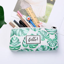 Load image into Gallery viewer, Green leaf student leather pencil case