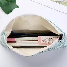 Load image into Gallery viewer, Green leaf student leather pencil case